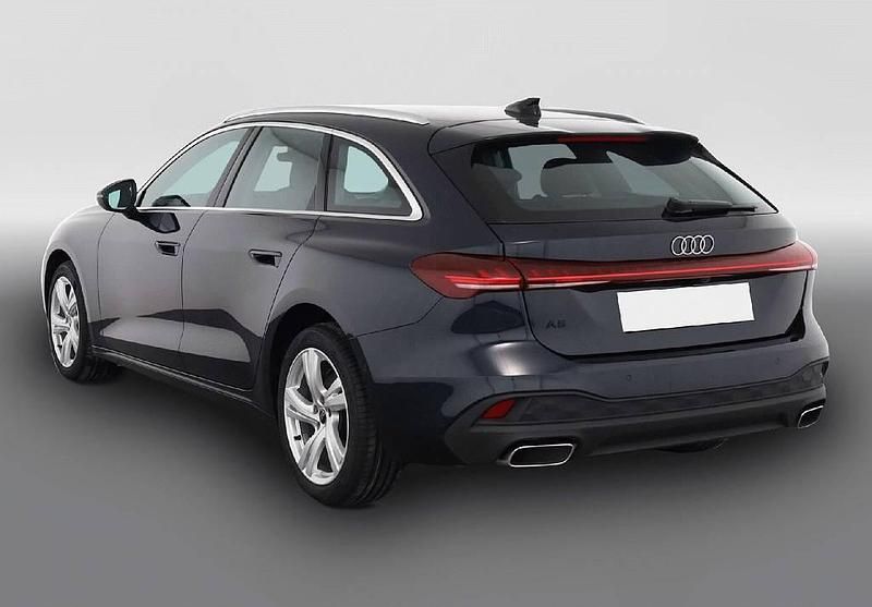Usata Audi A5 150 CV (110 kW) 2025 Blu Station wagon