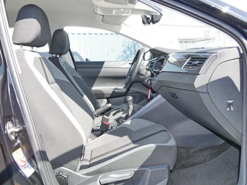 Gebraucht VW Polo Highline 95 PS (69 kW) 2021 Schwarz Kleinwagen