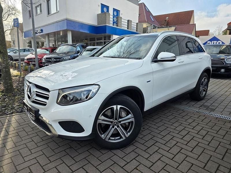 Gebraucht Mercedes GLC350 211 PS (155 kW) 2017 Weiß SUV