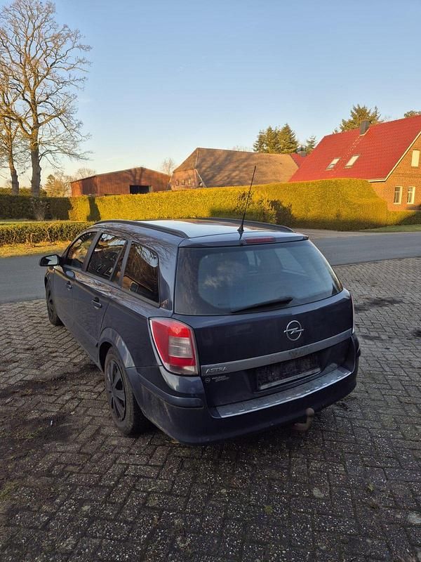 Gebraucht Opel Astra 140 PS (102 kW) 2009 Kombi