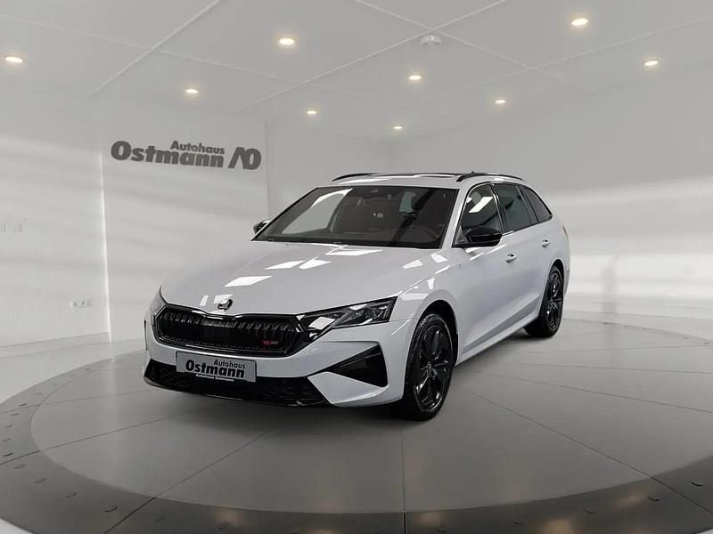 Gebraucht Skoda Octavia RS 265 PS (194 kW) 2025 Weiß Kombi