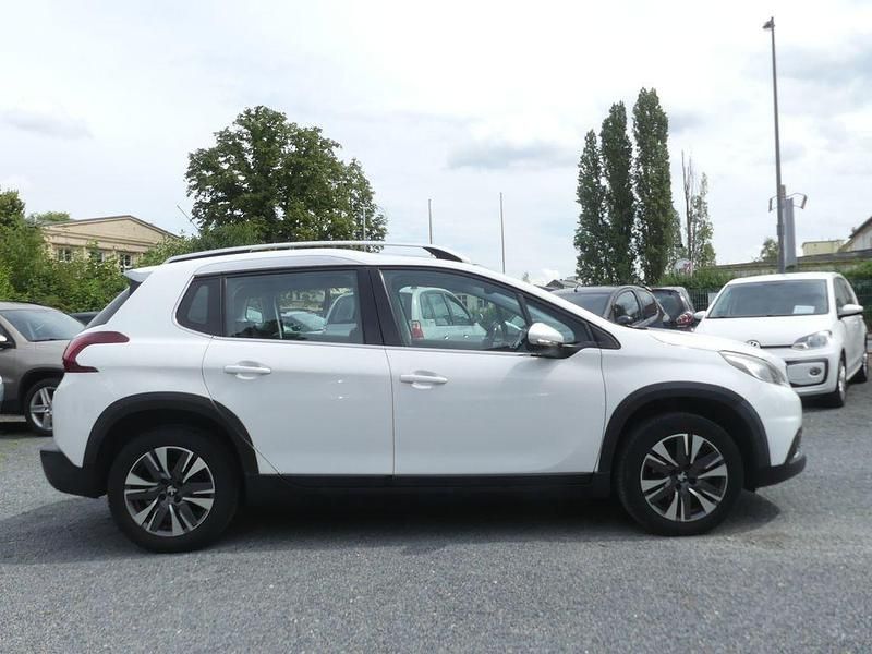Gebraucht Peugeot 2008 Allure 110 PS (80 kW) 2016 Weiß SUV