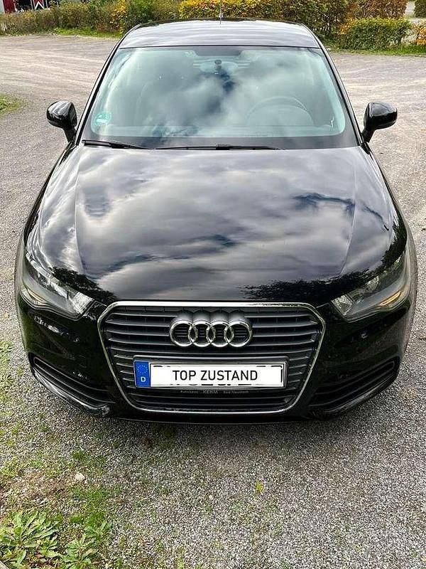 Schwarz Gebraucht 2011 Audi A1 Ambition Kleinwagen | 5.500 € (Guter Preis) - Bild 1/4