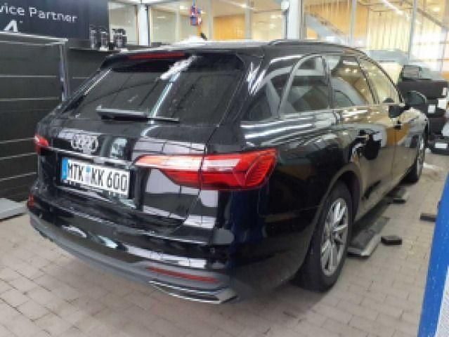 Gebraucht Audi A4 S-Line 163 PS (119 kW) 2023 Brillantschwarz Kombi
