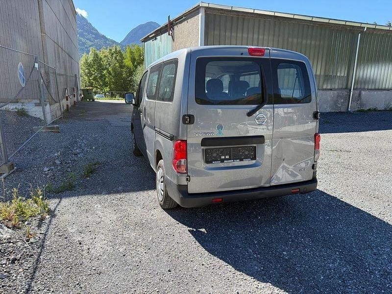 Gebraucht Nissan NV200 86 PS (63 kW) 2011 Grau Van / Kleinbus