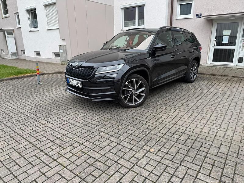 Schwarz Gebraucht 2019 Skoda Kodiaq SportLine SUV | 26.999 € (Fairer Preis) - Bild 1/4