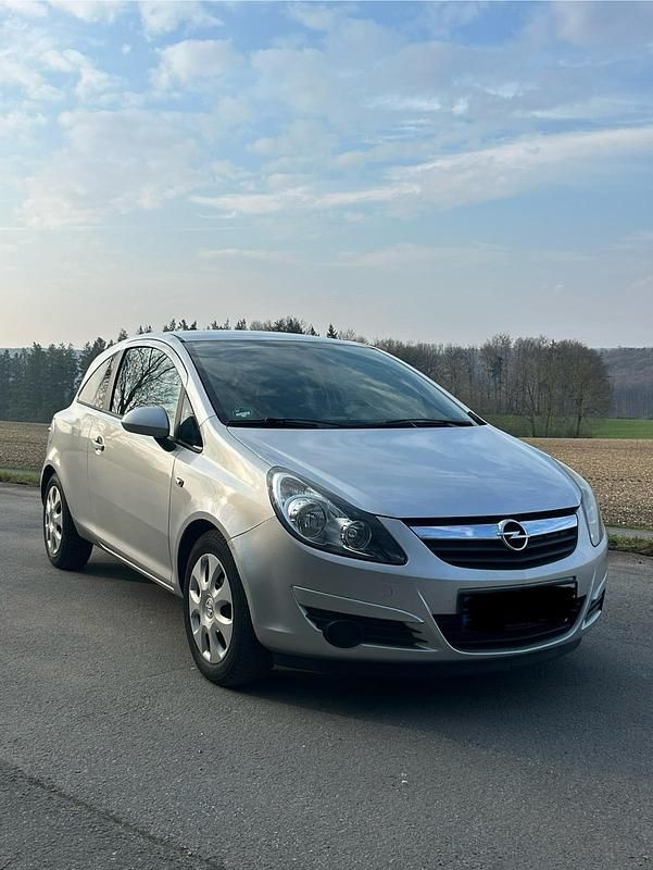 Gebraucht Opel Corsa 69 PS (50 kW) 2010 Silber Kleinwagen