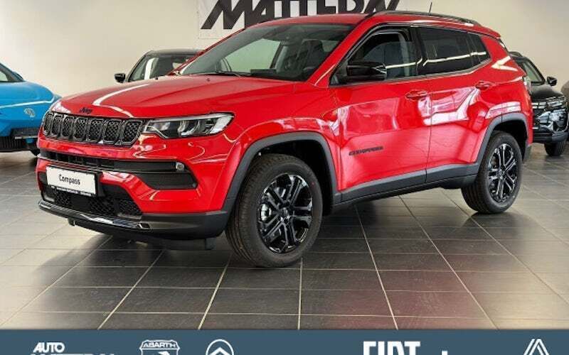 Rot Gebraucht 2023 Jeep Compass Night Eagle SUV | 26.990 € (Guter Preis) - Bild 1/4