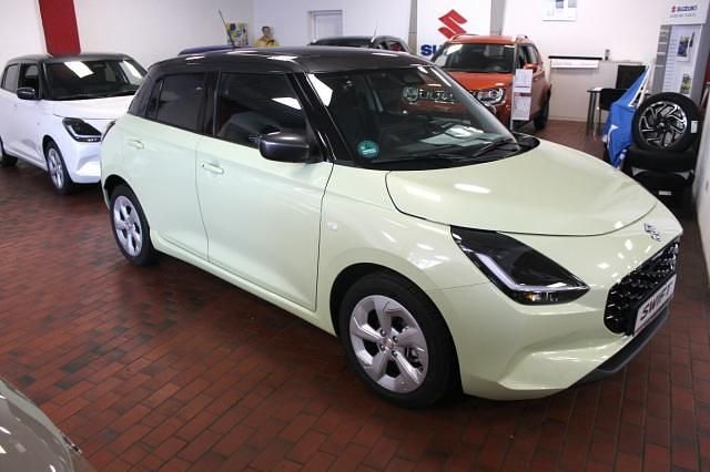 Gebraucht Suzuki Swift Comfort 83 PS (61 kW) 2025 Gelb Kleinwagen