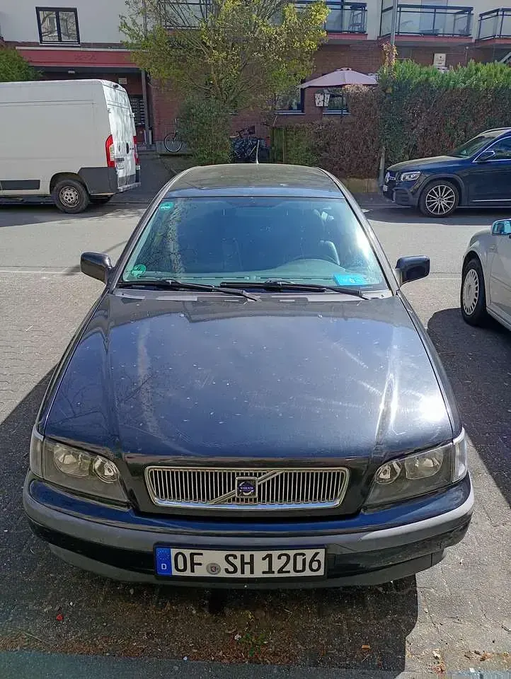 Occasion Volvo V40 109 ch (80 kW) 1999 Noir Break