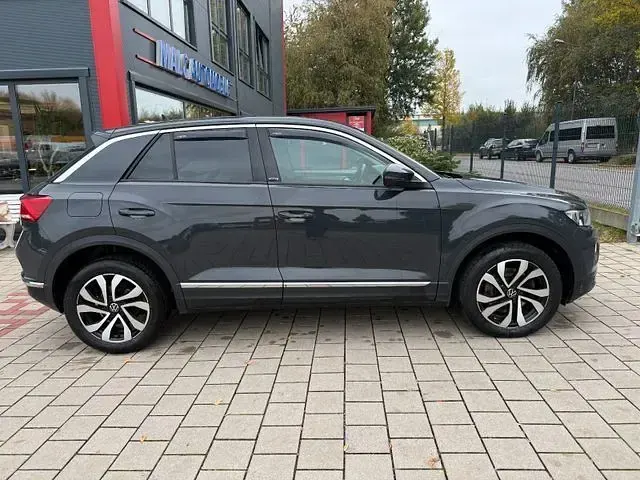 Gebraucht VW T-Roc Active 150 PS (110 kW) 2021 Grau SUV