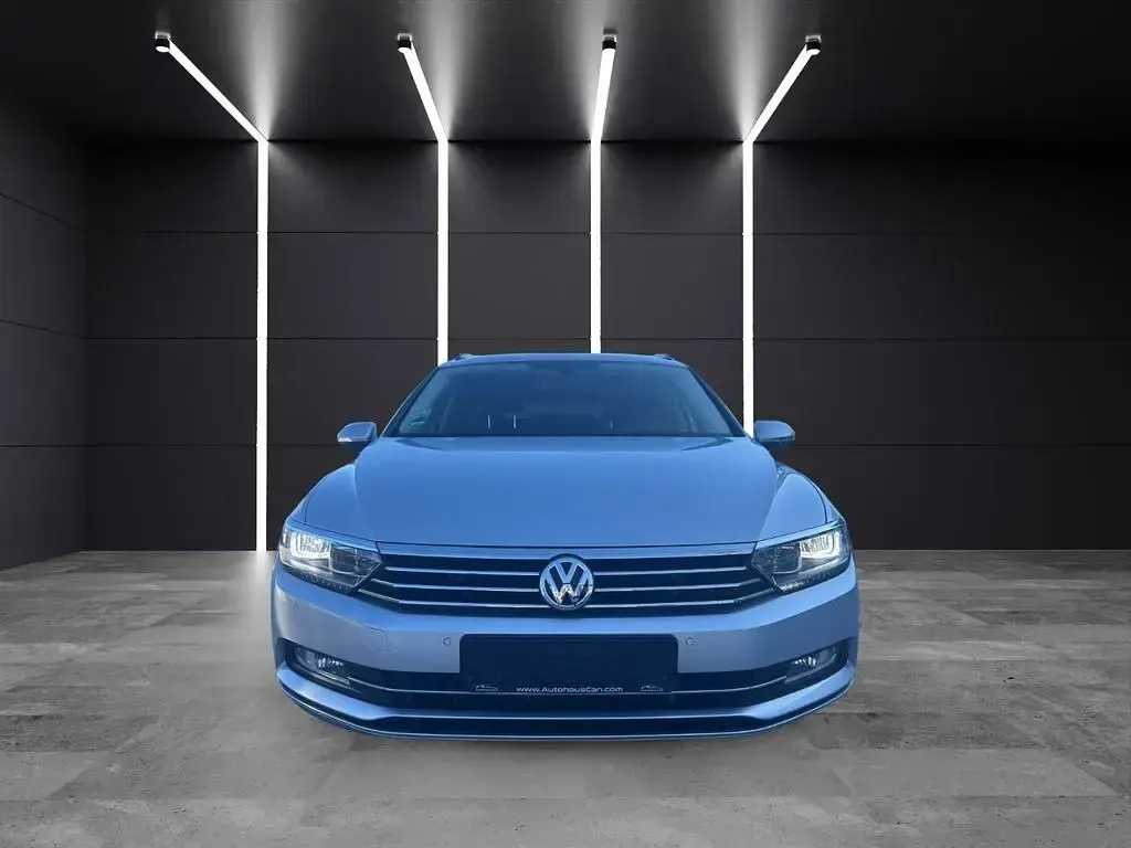 Gebraucht VW Passat Comfortline 150 PS (110 kW) 2017 Silber Limousine