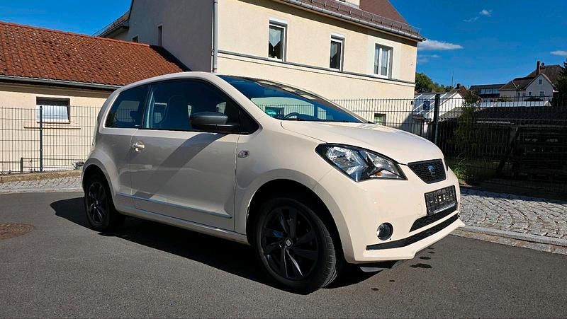 Beige Gebraucht 2015 Seat Mii Style Kleinwagen | 7.999 € (Fairer Preis) - Bild 1/4
