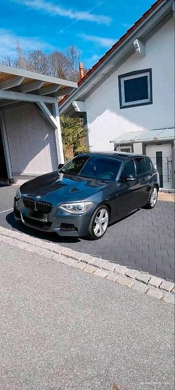 Gebraucht BMW 120 M Performance 184 PS (135 kW) 2012 Grau Kleinwagen
