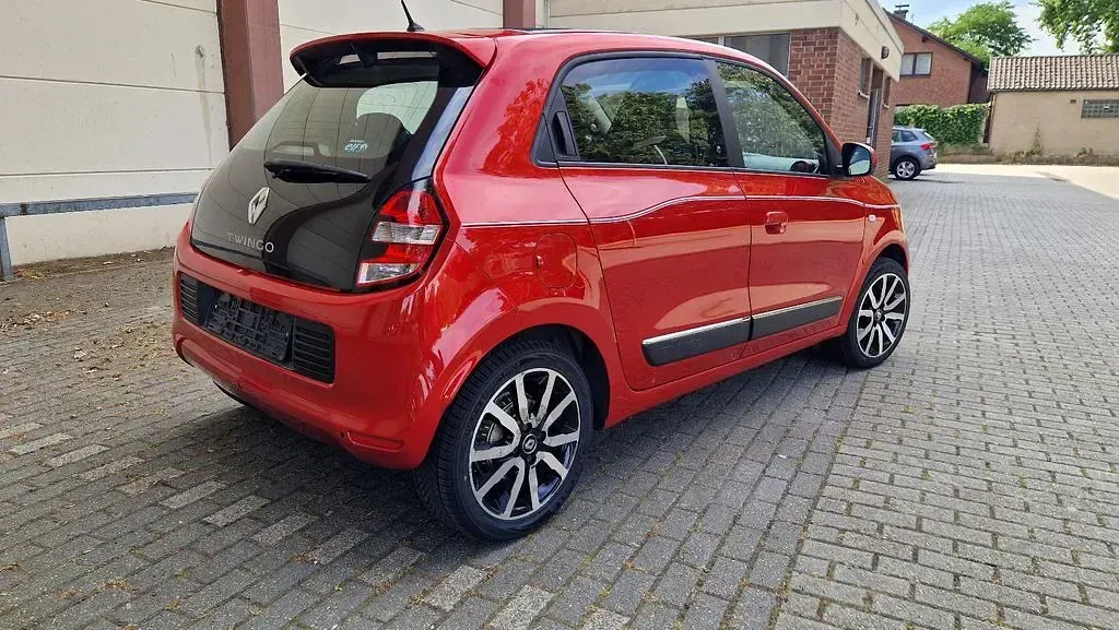 Gebraucht Renault Twingo 90 PS (66 kW) 2016 Rot Kleinwagen