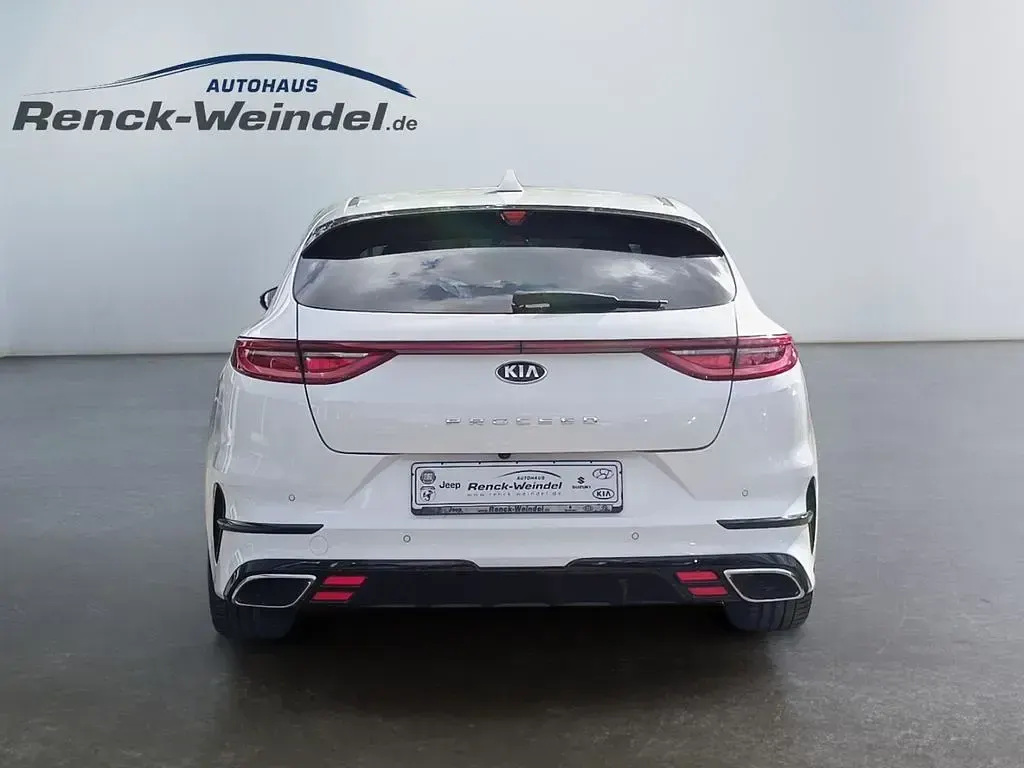 Gebraucht Kia ProCeed GT GT 204 PS (150 kW) 2019 Weiß Kleinwagen
