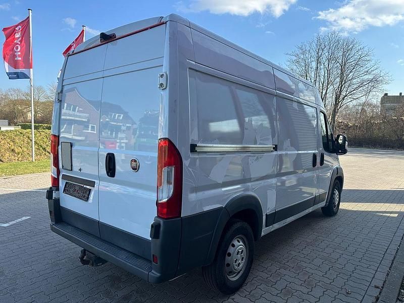 Gebraucht Fiat Ducato 131 PS (96 kW) 2018 Weiß Van
