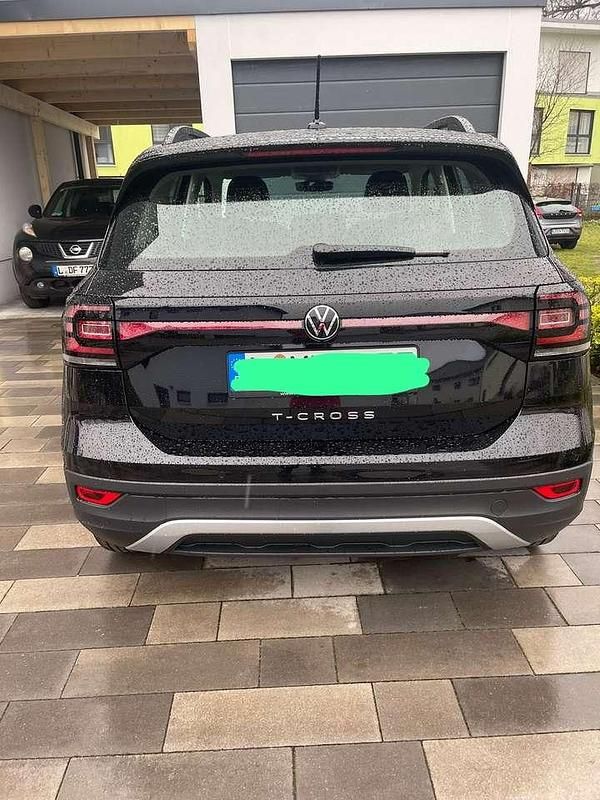 Gebraucht VW T-Cross 110 PS (80 kW) 2022 Schwarz SUV