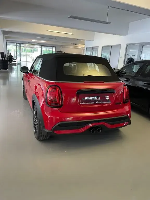 Używany Mini Cooper S 178 KM (130 kW) 2021 Czerwony Hatchback