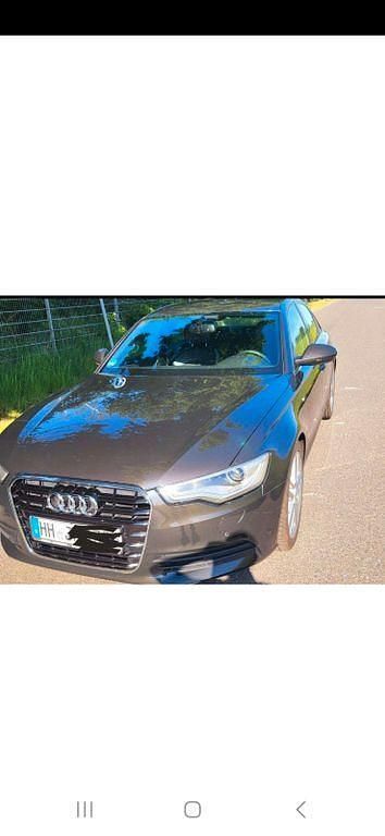Grau Gebraucht 2012 Audi A6 Sport Limousine | 9.849 € - Bild 1/4
