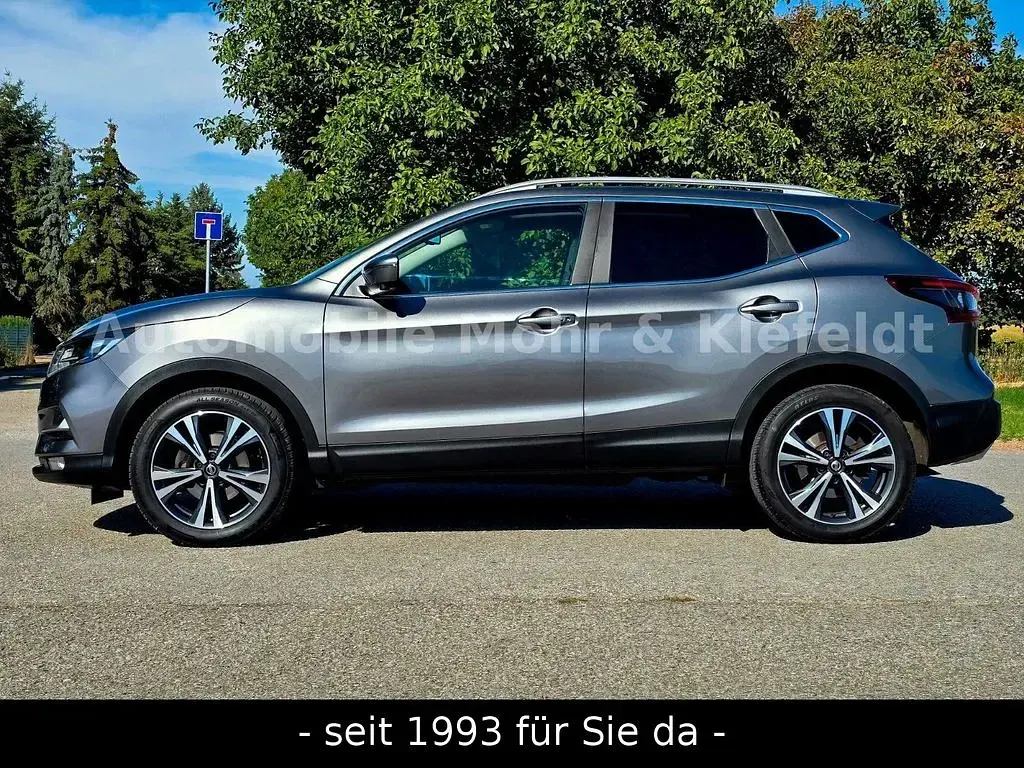 Gebraucht Nissan Qashqai N-Connecta 159 PS (116 kW) 2020 Grau SUV