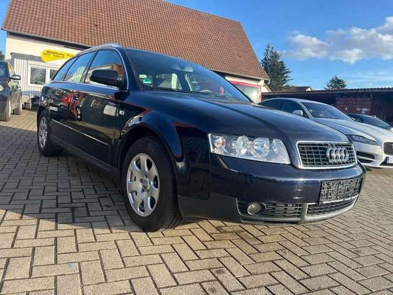 Gebraucht Audi A4 150 PS (110 kW) 2002 Blau Kombi