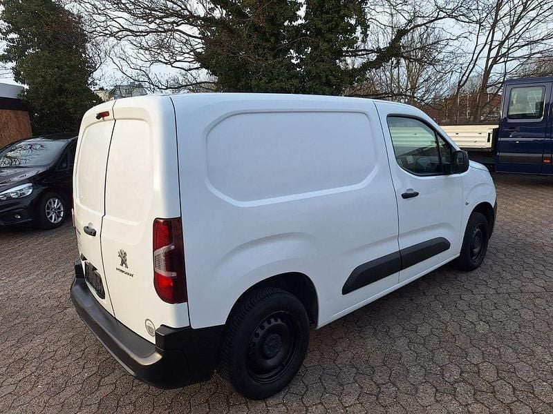 Gebraucht Peugeot Partner 75 PS (55 kW) 2019 Weiß Van / Kleinbus