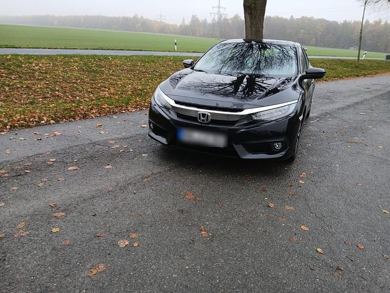 Schwarz Gebraucht 2017 Honda Civic Executive Limousine | 16.500 € (Fairer Preis) - Bild 1/4