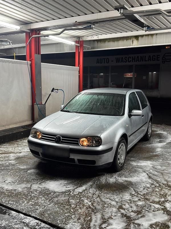 Gebraucht VW Golf IV 75 PS (55 kW) 2003 Grau Kleinwagen
