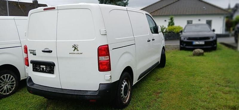 Weiß Gebraucht 2018 Peugeot Expert Premium Van | 8.900 € (Superpreis) - Bild 1/4