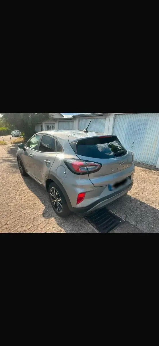 Gebraucht Ford Puma Titanium 125 PS (91 kW) 2021 Grau SUV