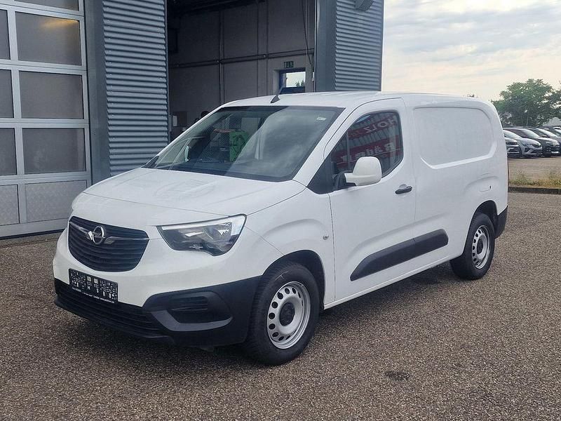 Weiß Gebraucht 2021 Opel Combo Edition Van / Kleinbus | 13.998 € (Guter Preis) - Bild 1/4