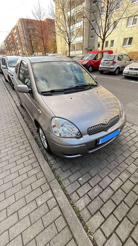 Gebraucht 2005 Toyota Yaris Limousine | 2.010 € (Fairer Preis) - Bild 1/4
