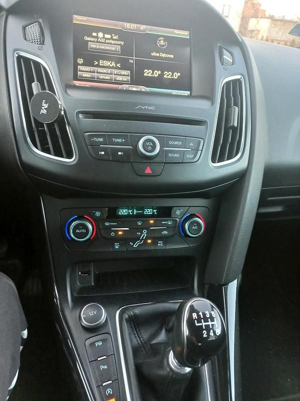 Gebraucht Ford Focus 120 PS (88 kW) 2016 Kleinwagen