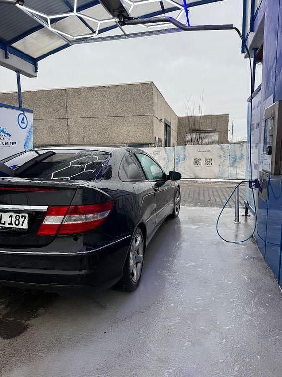 Gebraucht Mercedes CLC180 143 PS (105 kW) 2009 Schwarz Kleinwagen