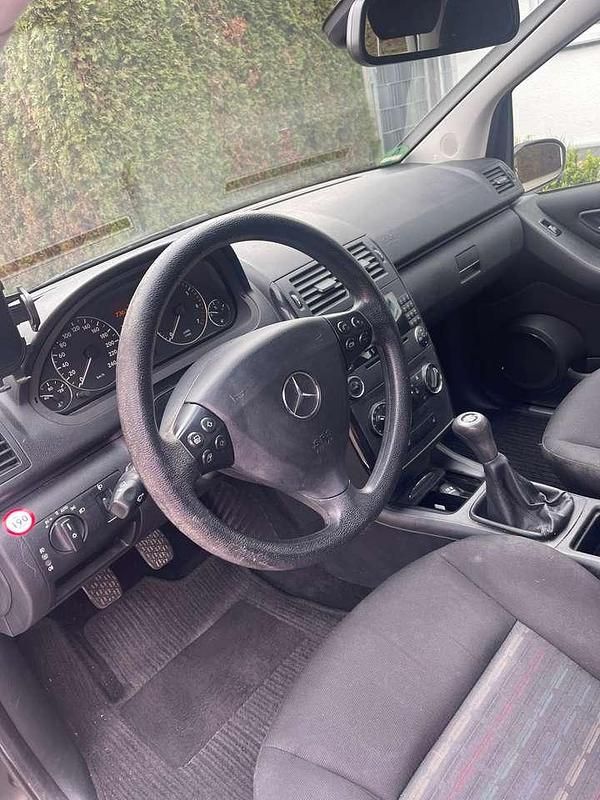 Gebraucht Mercedes 170 116 PS (85 kW) 2008 Schwarz Kombi