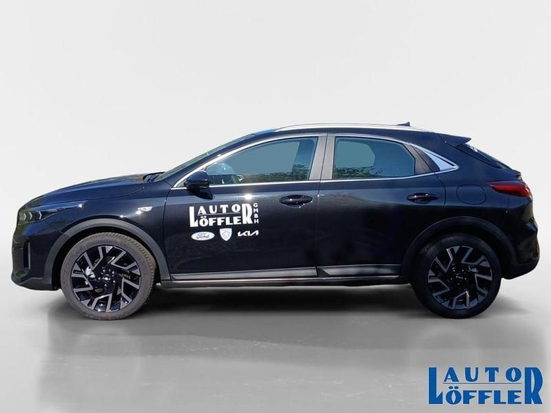 Neu Kia XCeed Vision 150 PS (110 kW) 2026 Schwarz SUV