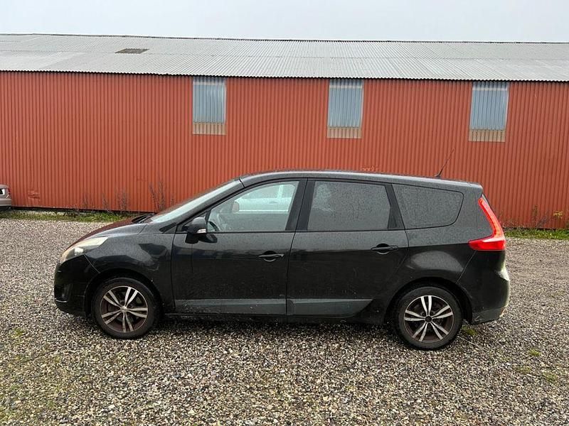 Gebraucht Renault Grand Scénic III Expression 110 PS (80 kW) 2010 Van / Kleinbus