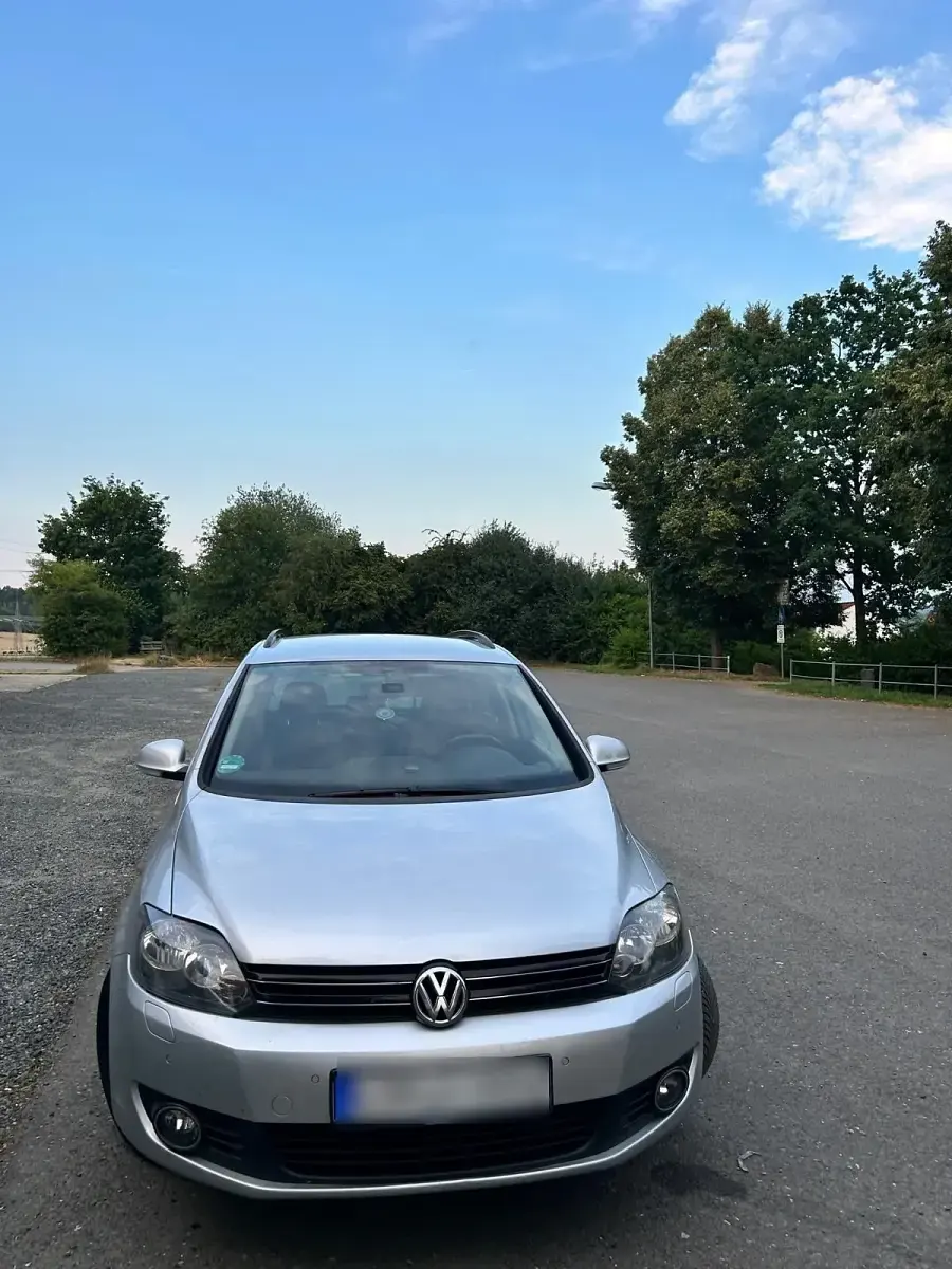 Gebraucht VW Golf Plus Cross 80 PS (58 kW) 2013 Silber Kombi