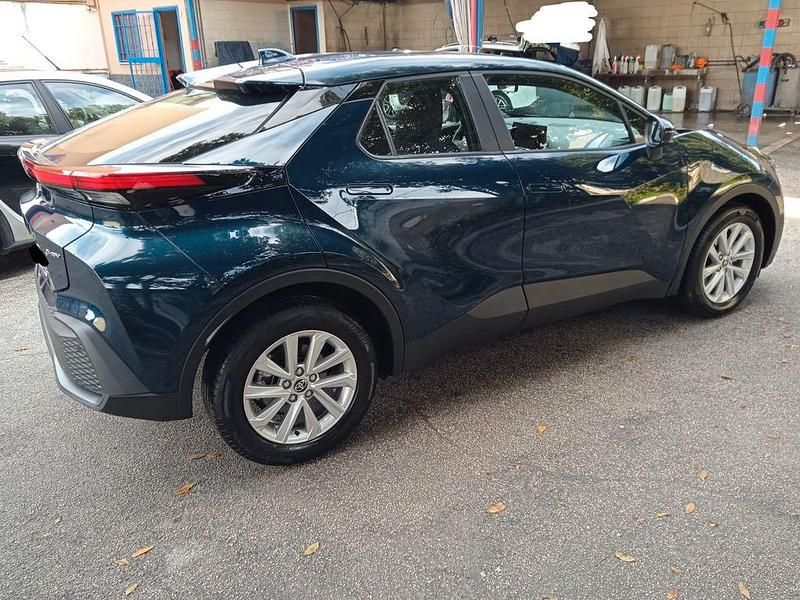 Gebraucht Toyota C-HR Lounge 152 PS (111 kW) 2024 Blau SUV