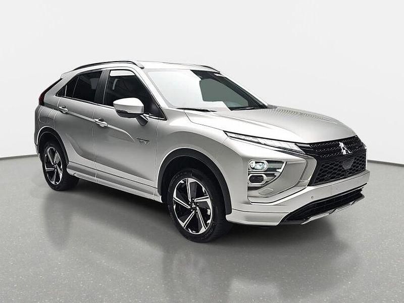 Gebraucht Mitsubishi Eclipse Cross Select 188 PS (138 kW) 2025 Silber SUV