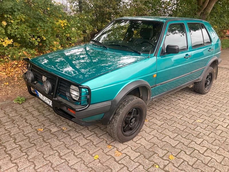Grün Gebraucht 1991 VW Golf Country Kleinwagen | 9.200 € - Bild 1/4