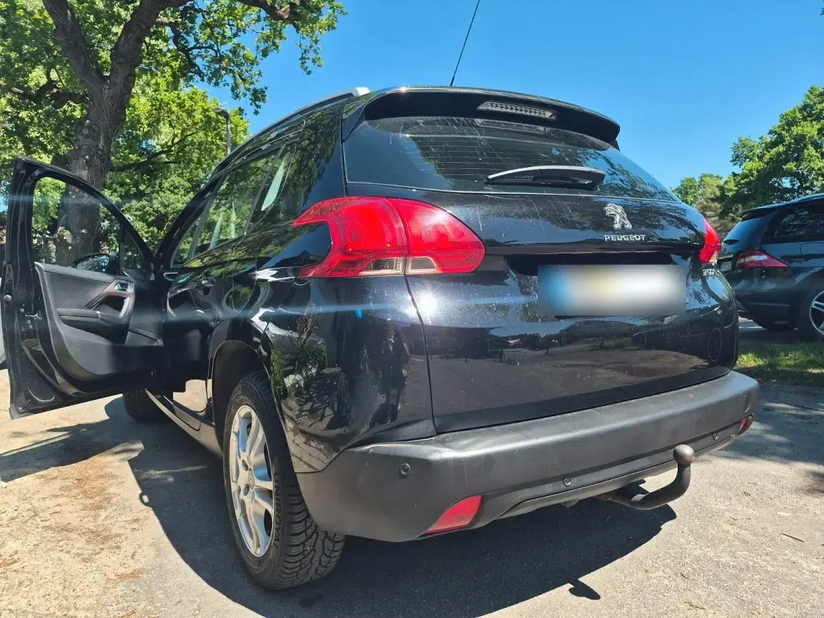 Gebraucht Peugeot 2008 82 PS (60 kW) 2014 Schwarz SUV