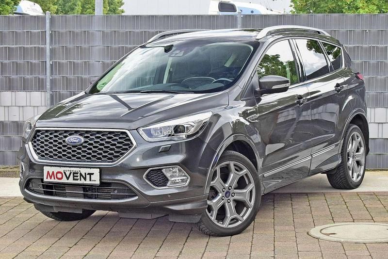 Grau Gebraucht 2016 Ford Kuga Vignale SUV | 12.900 € (Etwas zu teuer) - Bild 1/4