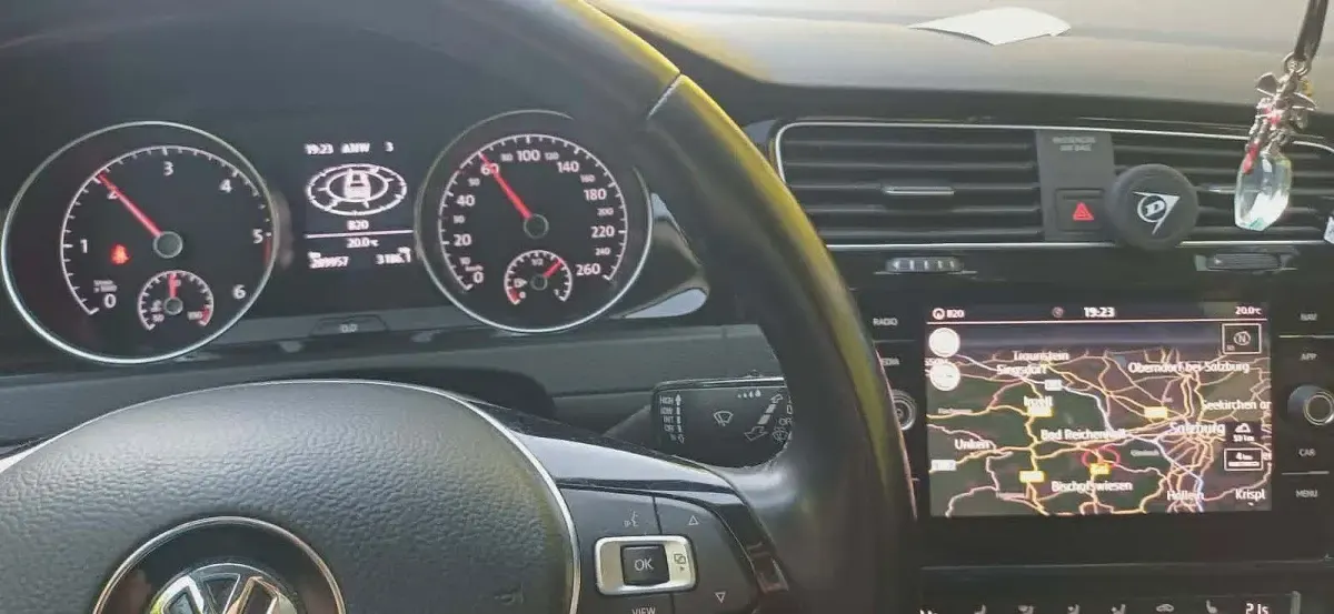 Gebraucht VW Golf VII Join 116 PS (85 kW) 2019 Weiß Kombi