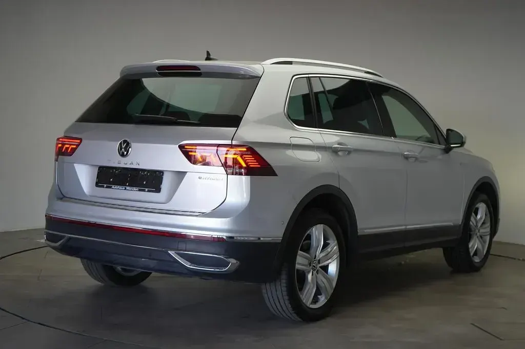 Gebraucht VW Tiguan Elegance 150 PS (110 kW) 2022 Silber SUV