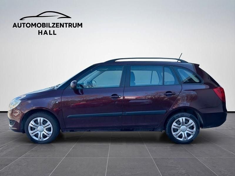 Gebraucht Skoda Fabia Ambiente 105 PS (77 kW) 2011 Violett Kombi