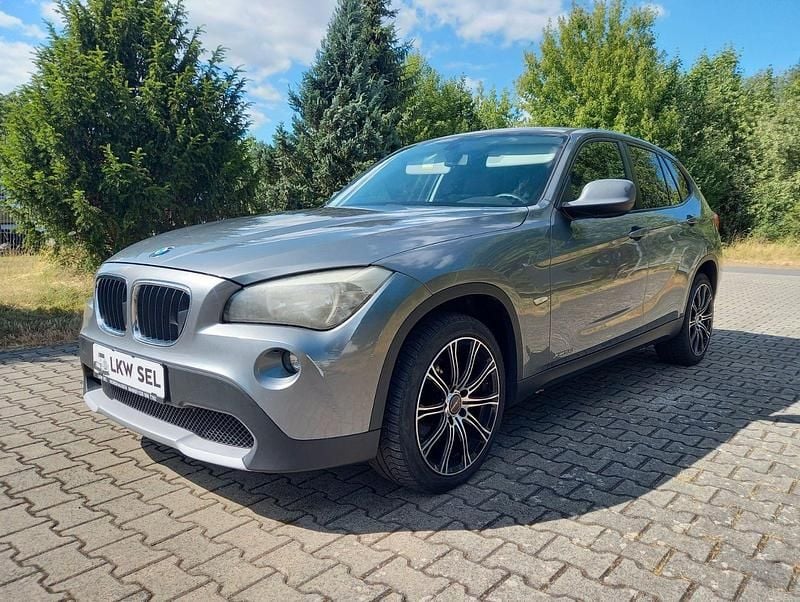 Gebraucht BMW X1 143 PS (105 kW) 2011 Grau SUV