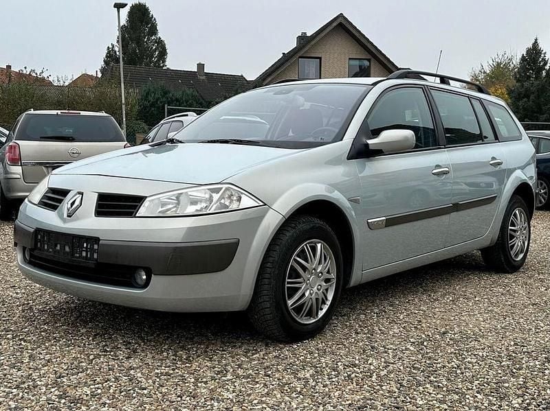 Gebraucht Renault Mégane II Dynamique 113 PS (83 kW) 2004 Grau Limousine