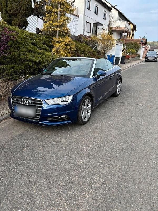 Gebraucht Audi A3 Cabriolet 116 PS (85 kW) 2016 Blau Cabrio